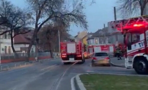 Incendiu la secţia de pediatrie a Spitalului „Louis Țurcanu” din Timișoara: 46 de copii şi 42 de adulţi au fost evacuaţi