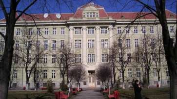 Mai multe universități din România au suspendat cursurile din cauza coronavirusului