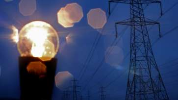 Avarie majoră de curent electric în nord-vestul țării. Emisii degajate de instalațiile Azomureș