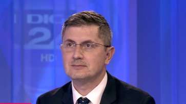 Barna a confirmat că Cioloș i-a propus să se retragă amândoi din cursa pentru șefia USR PLUS: „Argumentele din spate nu le-am înțeles”