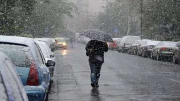 Val de aer polar peste România: Vin temperaturi negative, ploi și îngheț