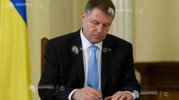 Decretul prin care se ia act de demisia lui Marius Budăi de la Ministerul Muncii, semnat de preşedinte