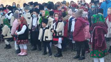La Giulesti Moș Nicolae a venit sâmbătă pentru cei 320 de copii cuminți