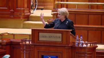 Se clatină scaunul lui Dăncilă. 238 de senatori au semnat moțiunea. PSD pregăteșe mutarea surpriză!