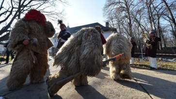 Tradiții și obiceiuri românești de Anul Nou