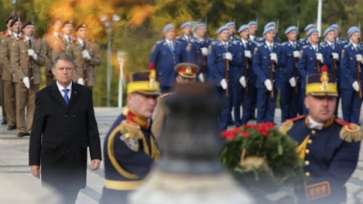 Ziua Armatei Române. Manifestări organizate în întreaga ţară. Klaus Iohannis ia parte la ceremoniile din Parcul Carol I